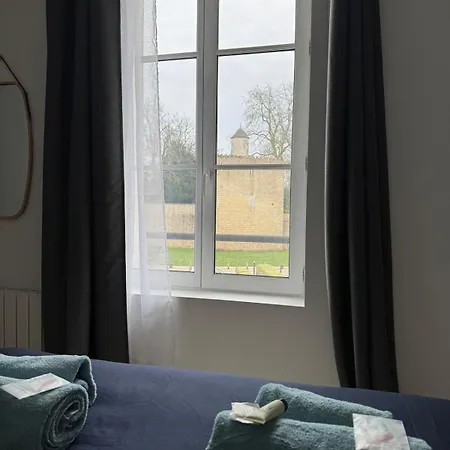 El Castillo Face Au Chateau Et Climatise Apartment *