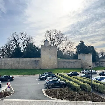 El Castillo Face Au Chateau Et Climatise Apartman Surgères