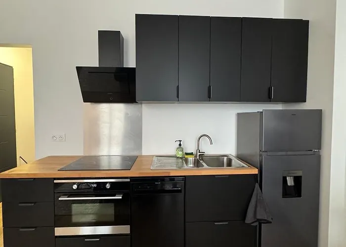 El Castillo Face Au Château Et Climatisé Apartamento Surgères