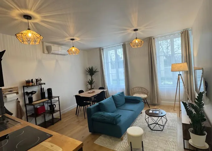 El Castillo Face Au Château Et Climatisé